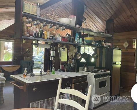 8495 S Cascade Drive Marblemount WA 98267