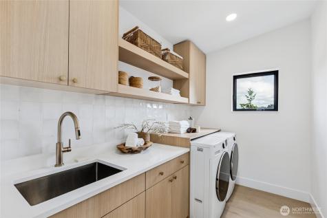 3695 122nd Avenue SE Bellevue WA 98006