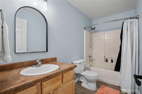1521 Sinclair Drive Dupont WA 98327