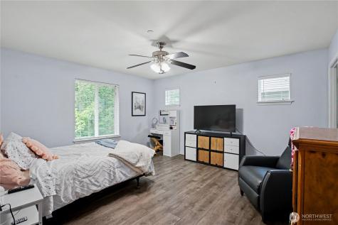 1521 Sinclair Drive Dupont WA 98327