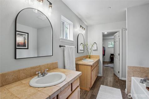 1521 Sinclair Drive Dupont WA 98327