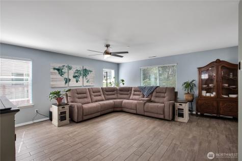 1521 Sinclair Drive Dupont WA 98327