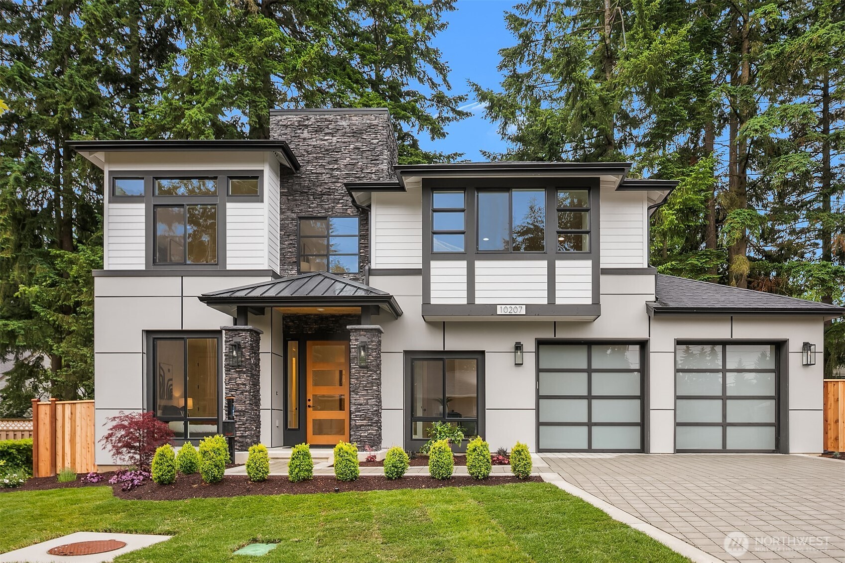10207 NE 136th Place Lot#2 Kirkland WA 98034