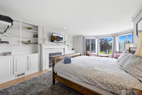 2107 N 63rd Street Seattle WA 98103