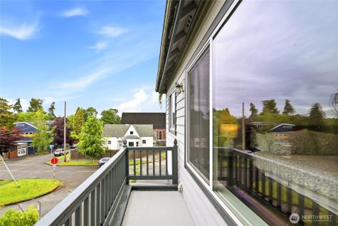 2107 N 63rd Street Seattle WA 98103