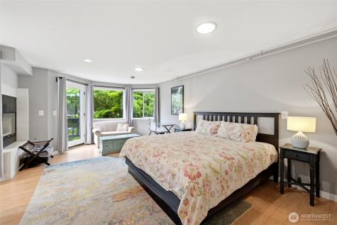 2107 N 63rd Street Seattle WA 98103