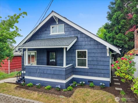 810 Veneta Bremerton WA 98337