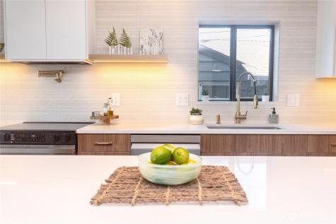 7210 Seward Park Avenue S Seattle WA 98118