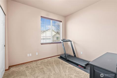 814 10th Street SE Puyallup WA 98372