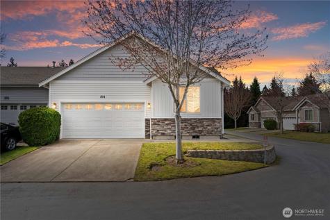 814 10th Street SE Puyallup WA 98372