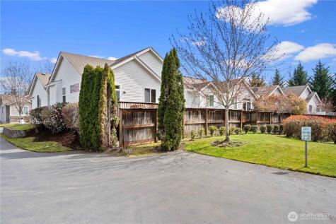 814 10th Street SE Puyallup WA 98372
