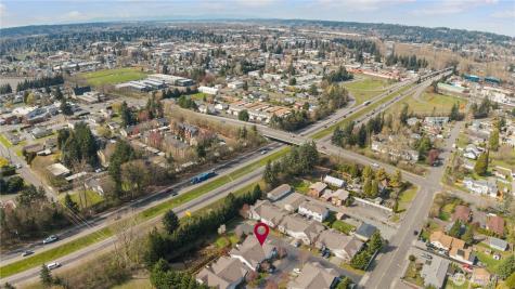 814 10th Street SE Puyallup WA 98372