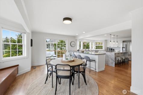 18124 Riviera Place SW Normandy Park WA 98166
