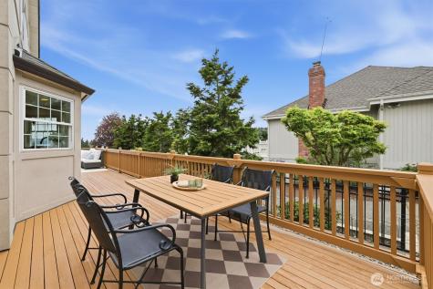18124 Riviera Place SW Normandy Park WA 98166