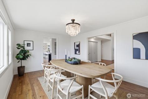 18124 Riviera Place SW Normandy Park WA 98166