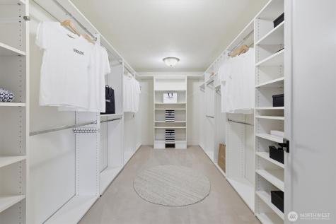 18124 Riviera Place SW Normandy Park WA 98166