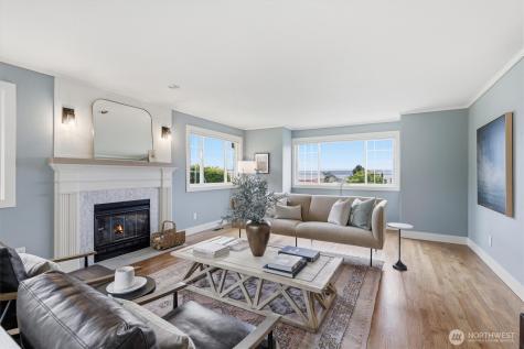 18124 Riviera Place SW Normandy Park WA 98166