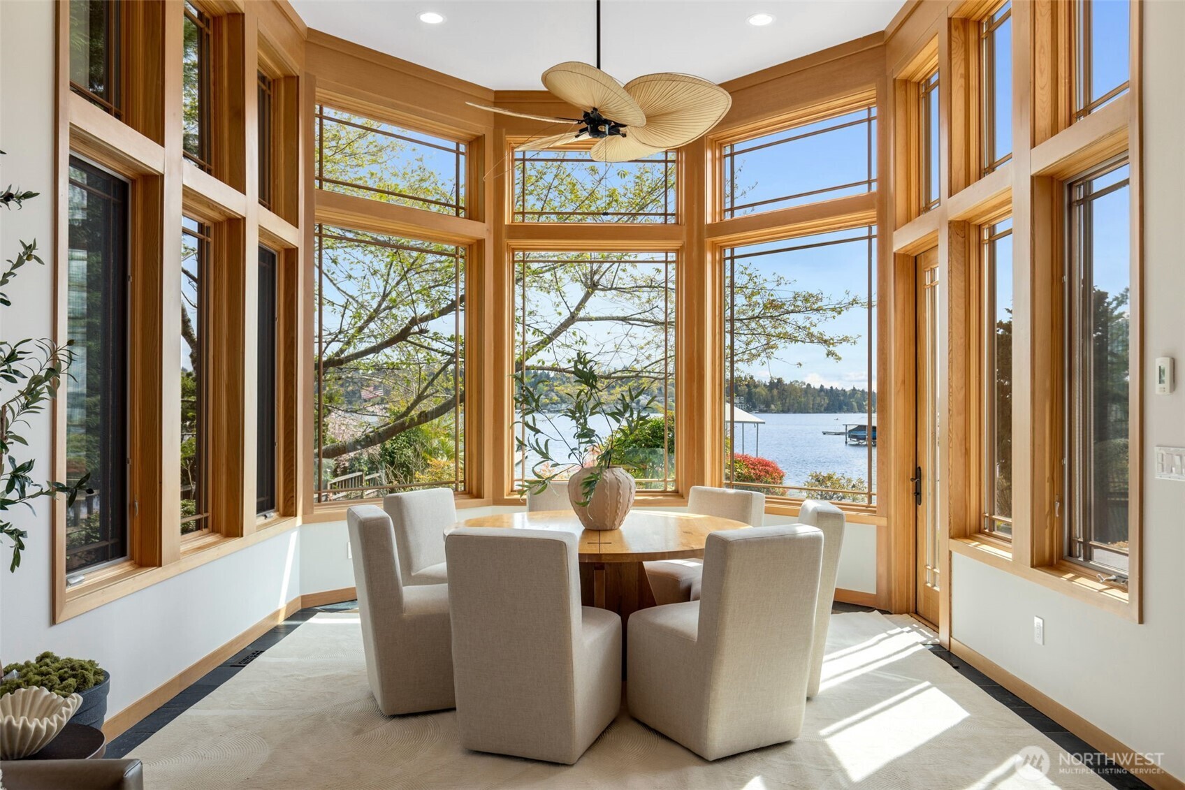 8551 NE Juanita Drive Kirkland WA 98034