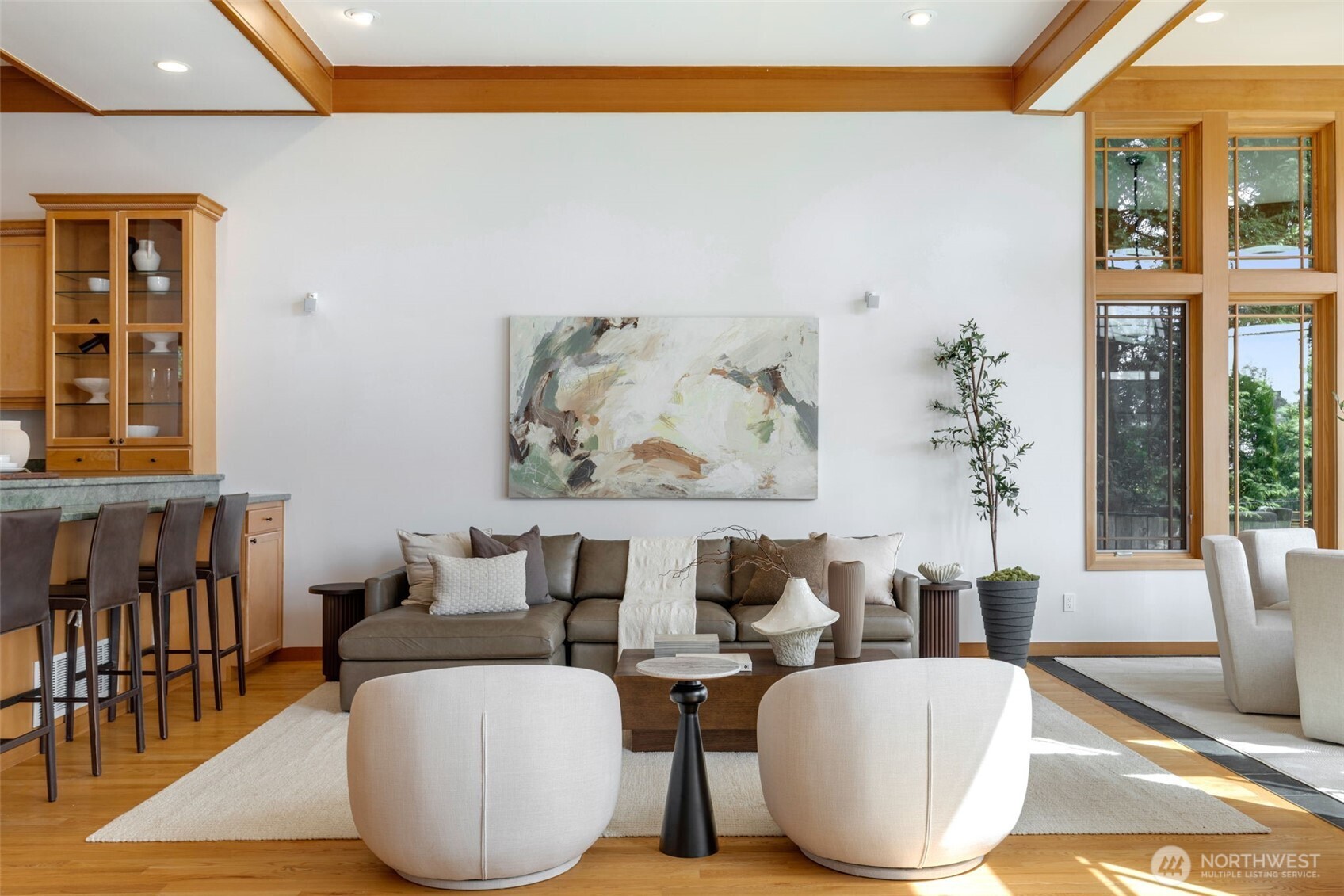 8551 NE Juanita Drive Kirkland WA 98034