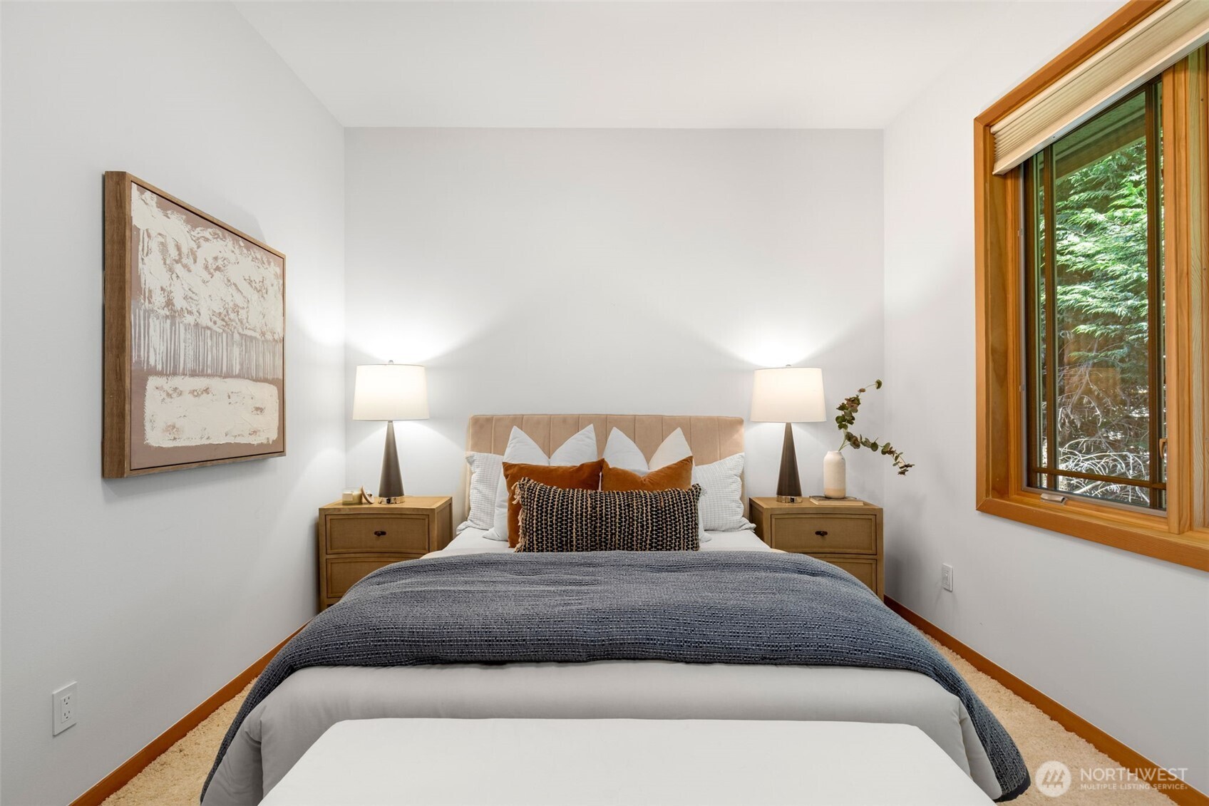 8551 NE Juanita Drive Kirkland WA 98034