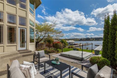 8551 NE Juanita Drive Kirkland WA 98034