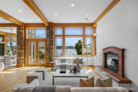 8551 NE Juanita Drive Kirkland WA 98034