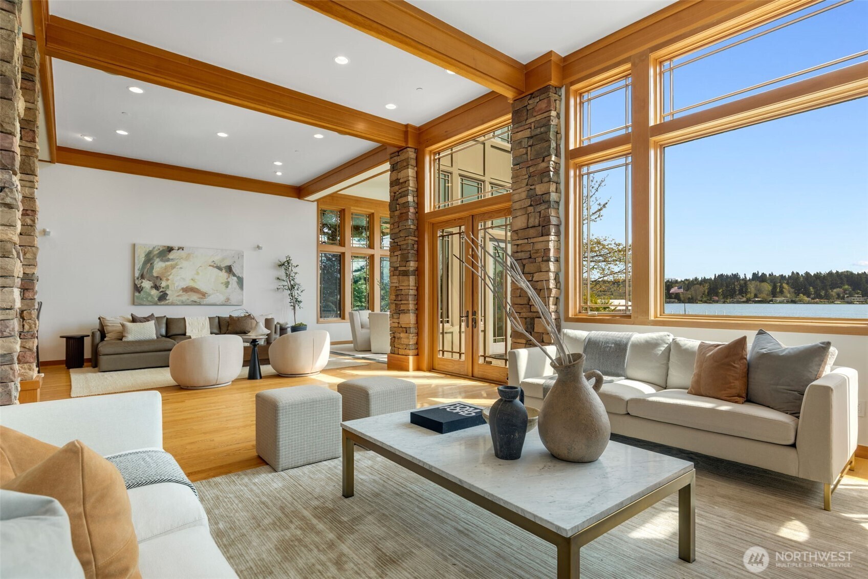 8551 NE Juanita Drive Kirkland WA 98034