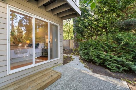 3320 165th Place NE Bellevue WA 98008