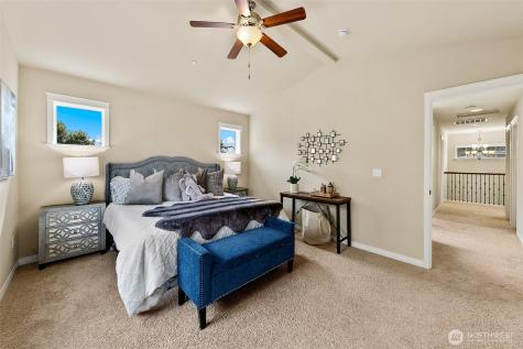 1528 211th Place NE Sammamish WA 98074