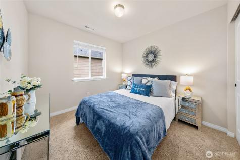 1528 211th Place NE Sammamish WA 98074