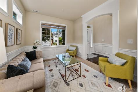 1528 211th Place NE Sammamish WA 98074