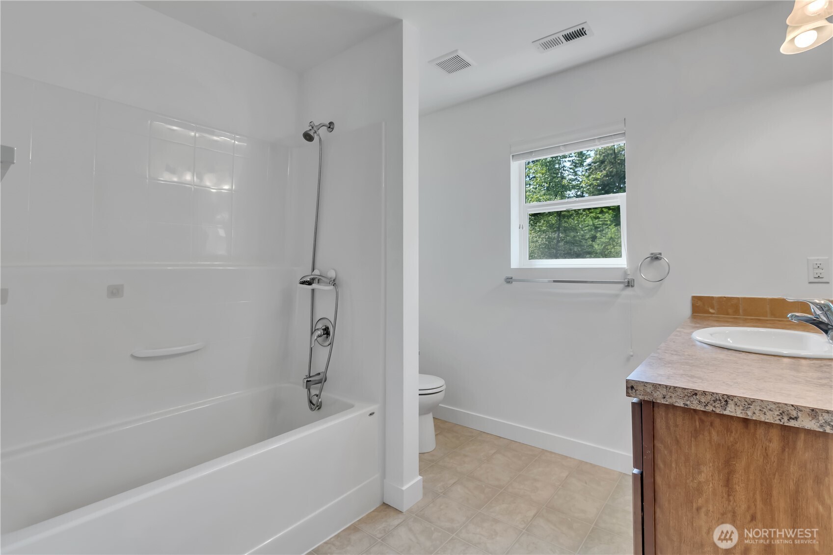 2106 E 45th Court Tacoma WA 98404