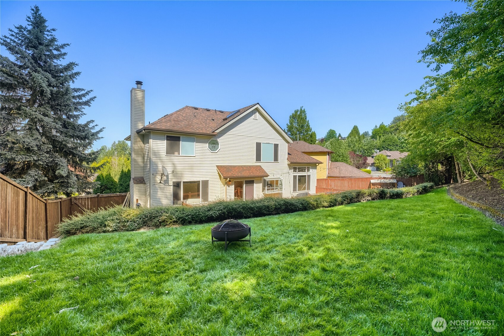 2412 21st Avenue Ct SE Puyallup WA 98372