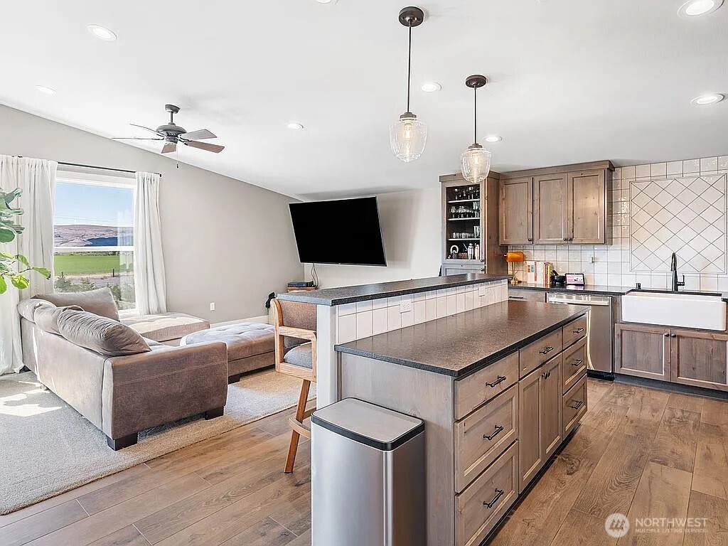 26235 Road U SW Mattawa WA 99349