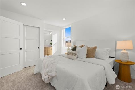 6540 Latona Avenue NE Seattle WA 98115