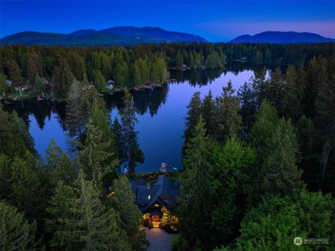 1752 W Beaver Lake Drive SE Sammamish WA 98075