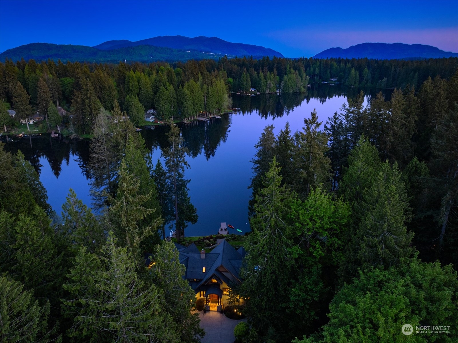 1752 W Beaver Lake Drive SE Sammamish WA 98075