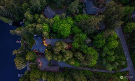 1752 W Beaver Lake Drive SE Sammamish WA 98075