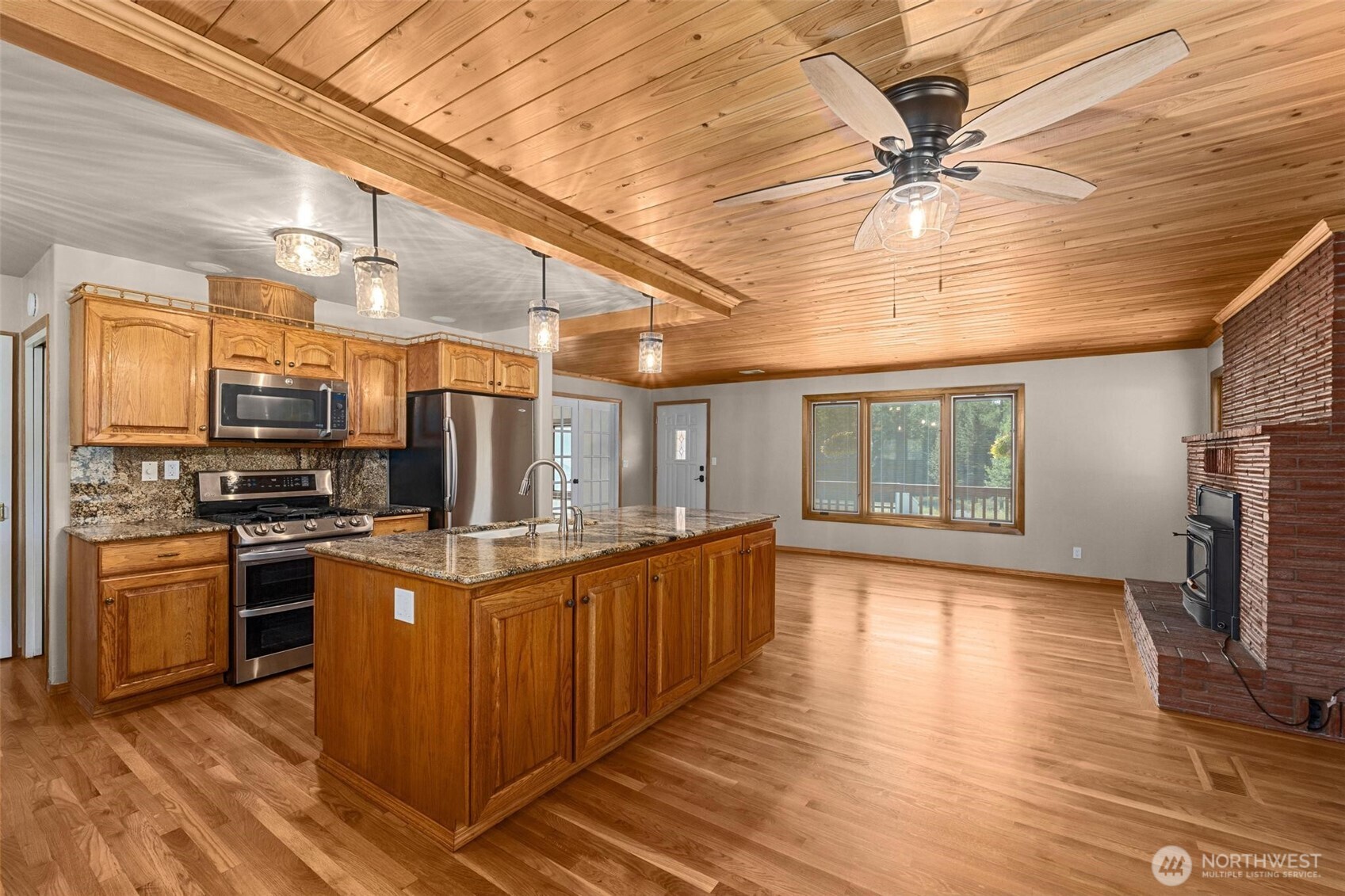 1381 Little Twin Lakes Road Colville WA 99114