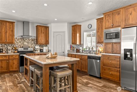 60 Alvarado Road Tonasket WA 98855