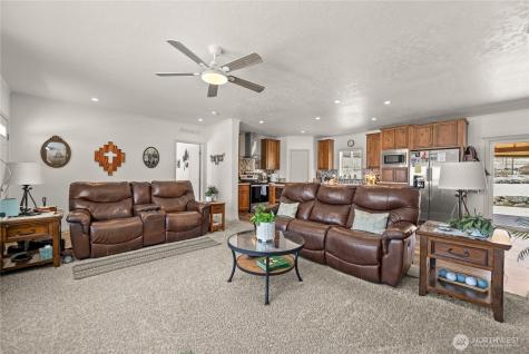 60 Alvarado Road Tonasket WA 98855