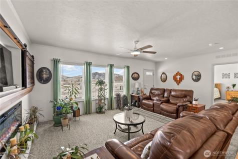 60 Alvarado Road Tonasket WA 98855