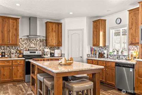 60 Alvarado Road Tonasket WA 98855
