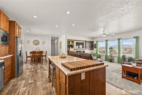 60 Alvarado Road Tonasket WA 98855