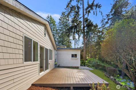 8110 68th Avenue SW Lakewood WA 98499