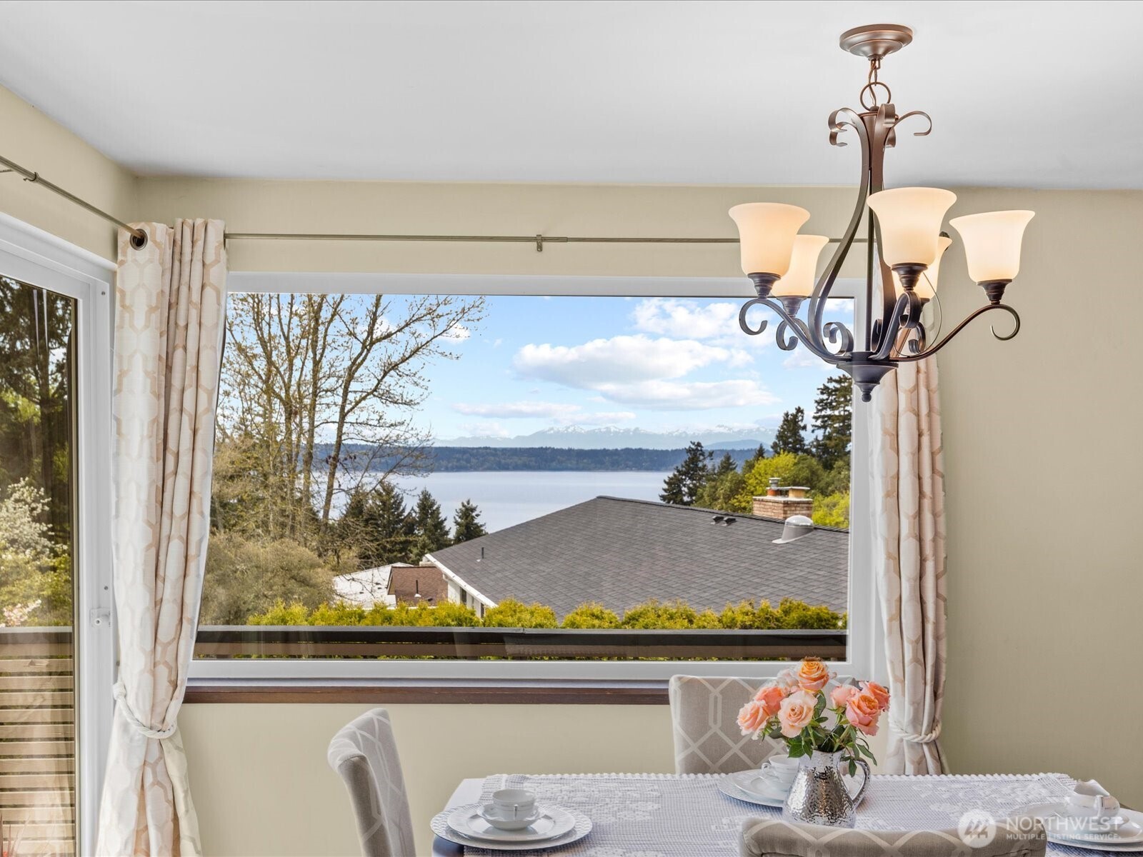 1401 SW 137th Street Burien WA 98166