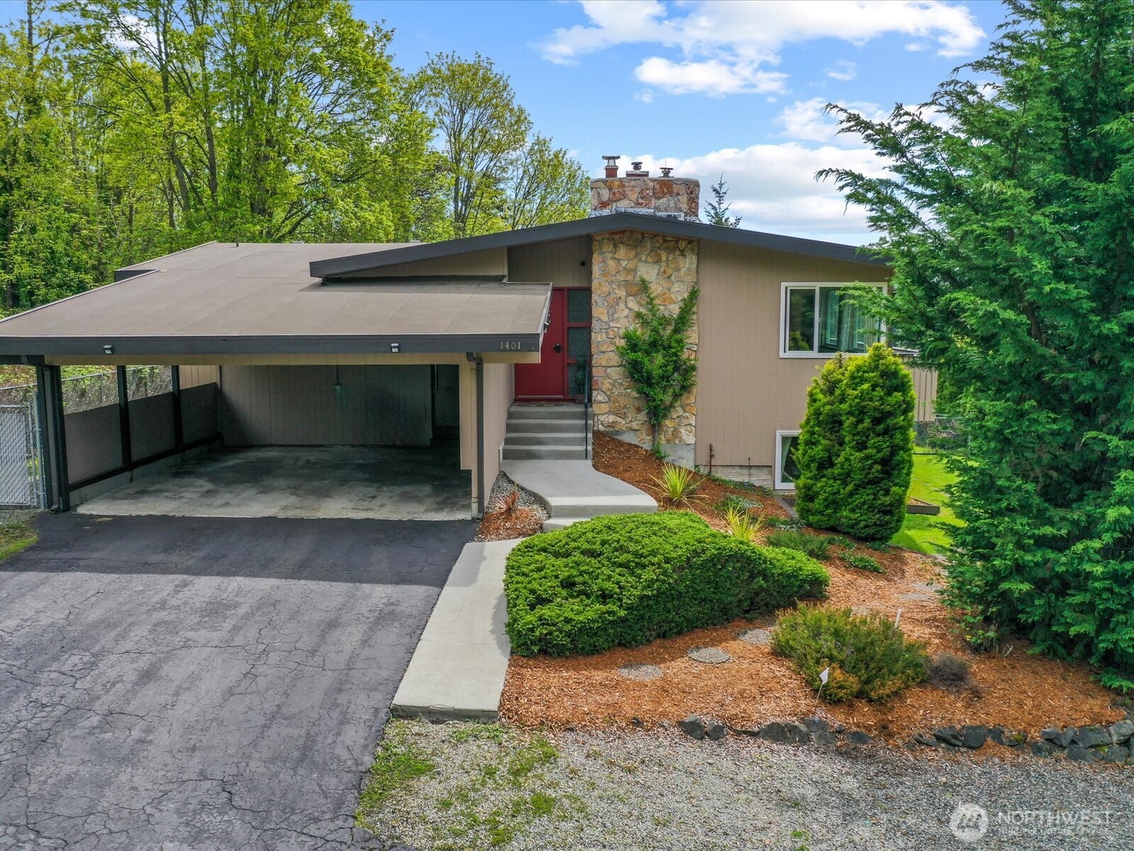 1401 SW 137th Street Burien WA 98166