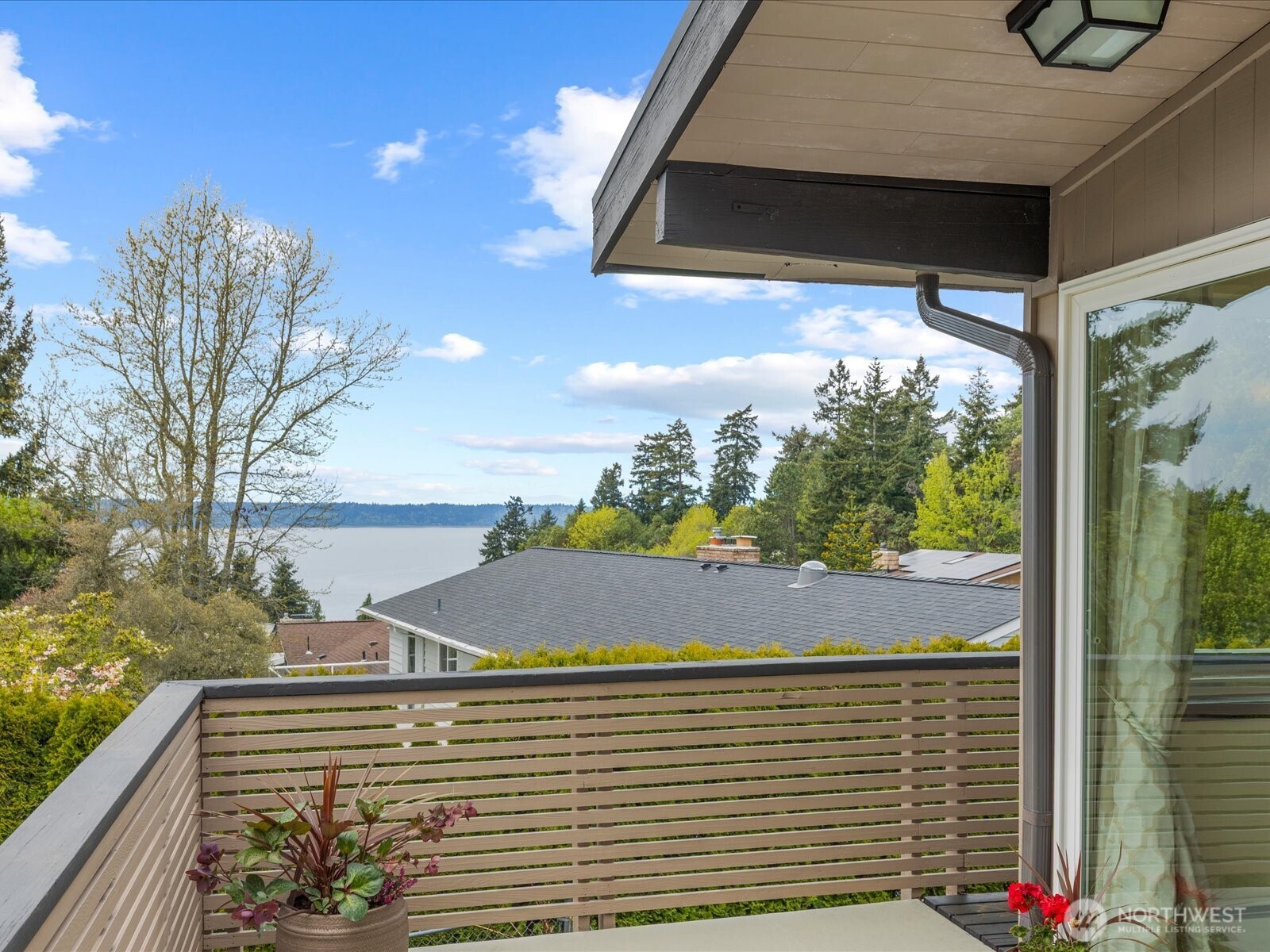 1401 SW 137th Street Burien WA 98166
