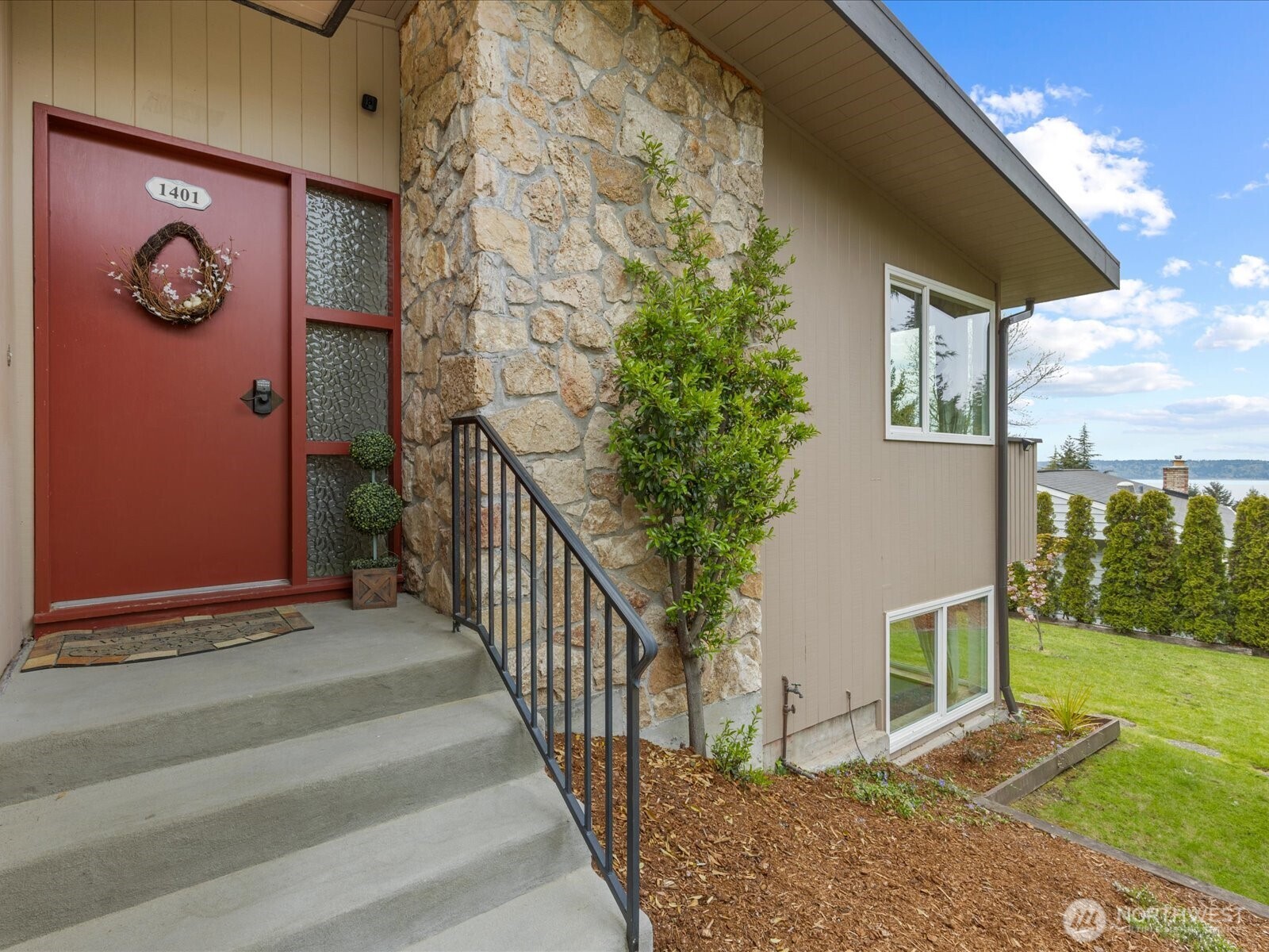 1401 SW 137th Street Burien WA 98166