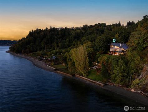 20423 10th Place SW Normandy Park WA 98166